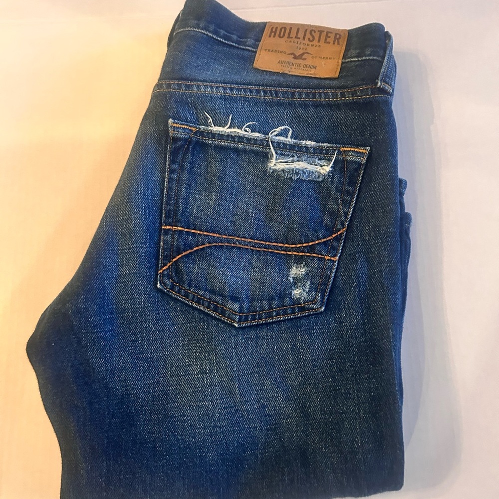 Hollister Men's Dark Blue Denim Jeans inseam 32
